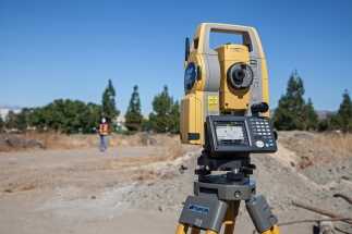 Topcon DS-200 features robotic upgrade to popular total station series
