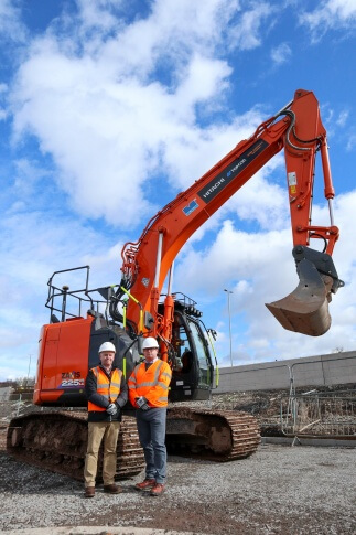 Topcon joins forces with Hitachi to provide innovative machine control