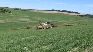 Boom upgrade levels out arable undulations